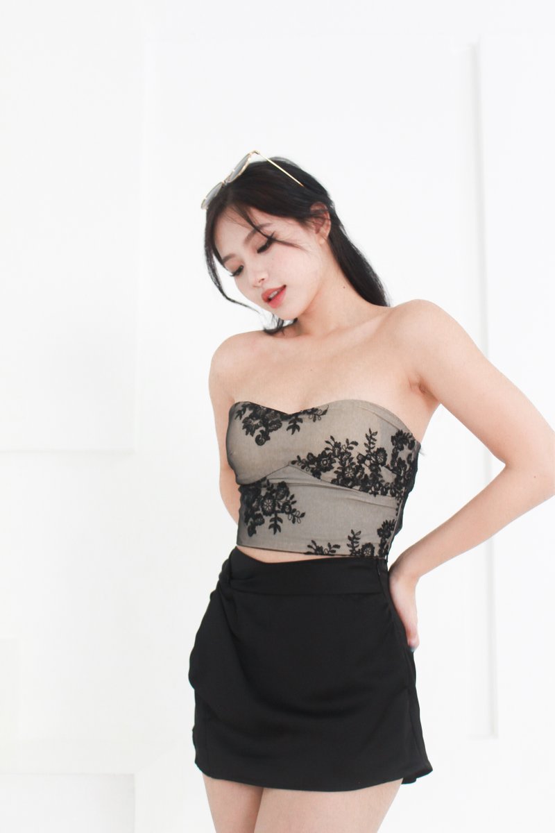 Bloom Embroidery Padded Top in Black X Nude 
