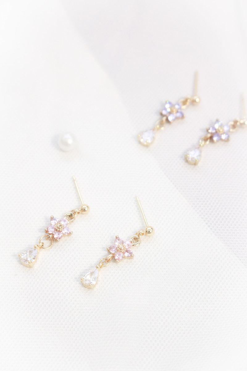 Colette Earrings in Light Pink (18K Gold-Plated)